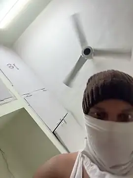 legend twink online show from April 9, 11:05 am