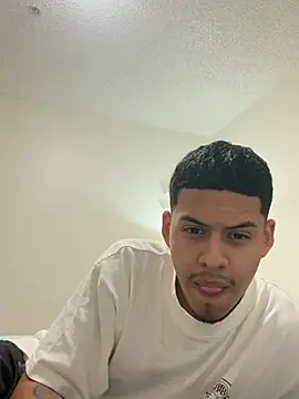 LatinHotxx2 online show from July 29, 5:39 am