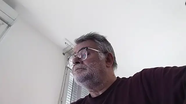 oura online show from May 23, 7:14 am