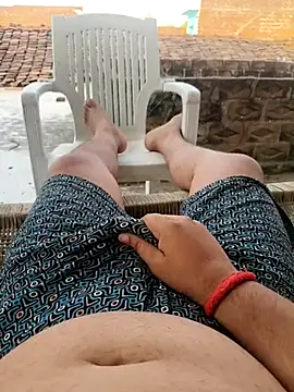 Desii rockstarr online show from April 19, 11:53 am