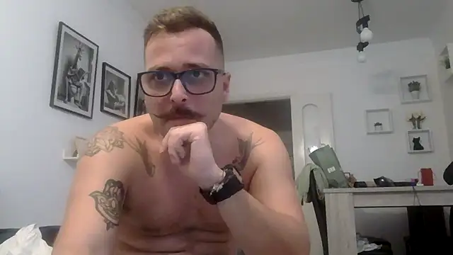 yanick931 online show from April 17, 10:56 pm