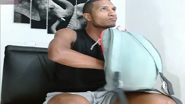 chrisramosv online show from March 11, 11:45 pm