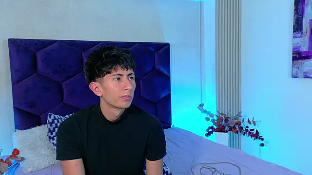 AndyJustgame  online show from July 21, 6:04 am