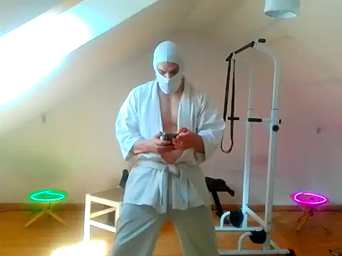 NinjaLaser online show from April 23, 11:48 am