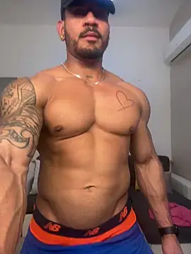 daniels-maison online show from May 6, 6:19 pm