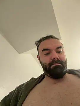 bigmillz32 online show from March 25, 12:58 am