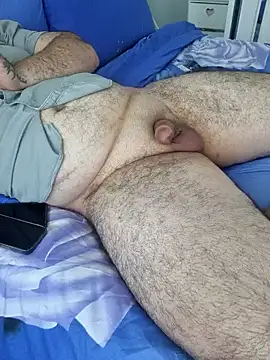 bigmillz32 online show from April 25, 1:41 pm