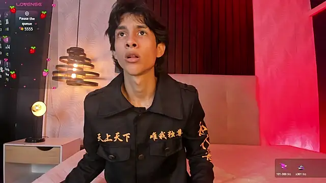 Cheys Mast online show from April 19, 6:32 pm