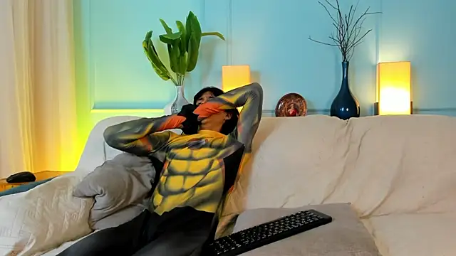 Cheys Mast online show from April 16, 9:39 pm