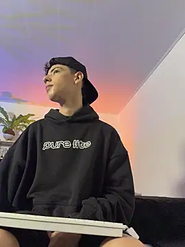 SebastianReed  online show from June 23, 4:06 am