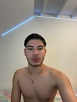ApoloGray   online show from June 1, 8:42 pm