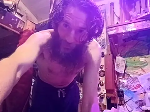 nearby causual online show from May 31, 6:09 pm