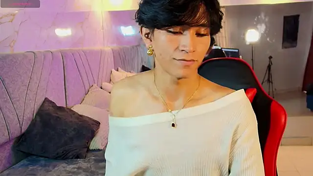 cococumps online show from April 29, 5:30 pm