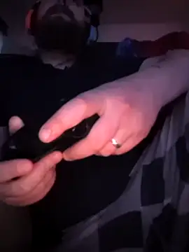 nobbyfilth91 online show from May 4, 7:59 pm