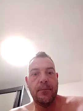  s3rg1o  online show from April 27, 12:40 am