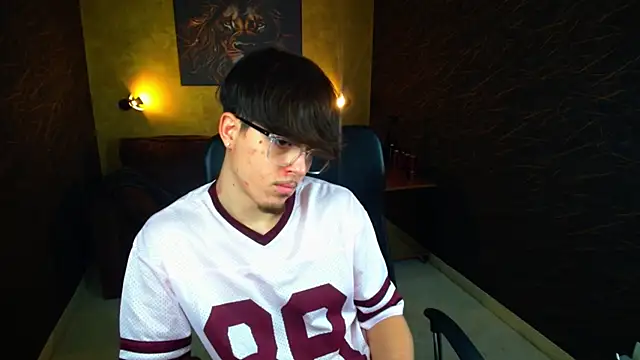 BodhiHayes online show from March 21, 8:19 am