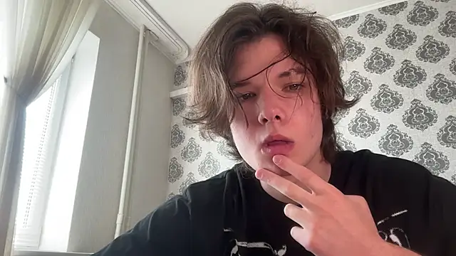 tomasdickpick online show from June 5, 8:09 am