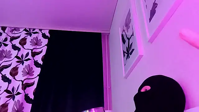 CoupleBiFunSex3036 online show from March 22, 11:21 pm