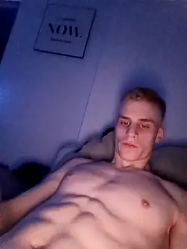 matthi898 online show from April 12, 9:49 pm