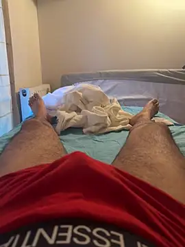 sexyfucker9302 online show from July 27, 7:43 pm