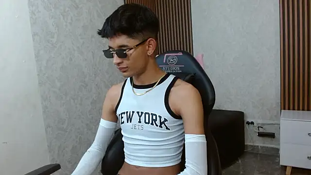 Blunt tay online show from March 26, 5:00 am