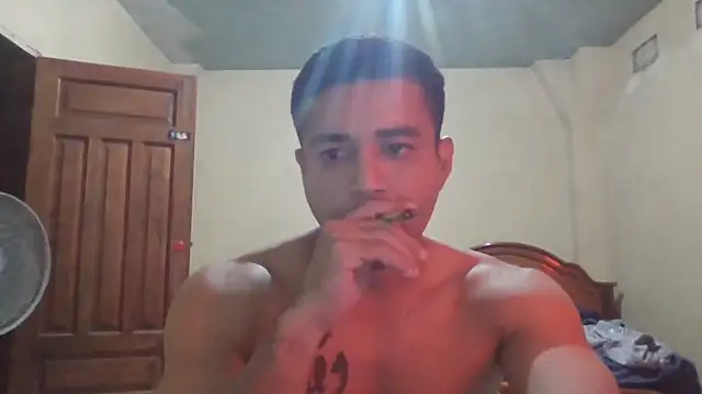 User 02  online show from July 6, 4:20 am