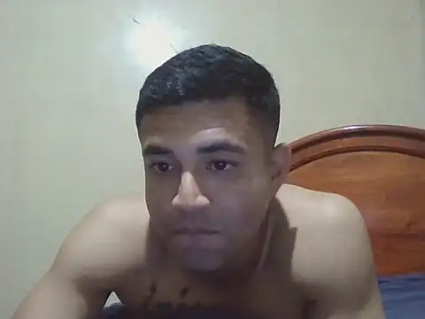 User 02  online show from June 23, 4:06 am