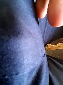 kumarrahul1283 online show from April 4, 9:06 am