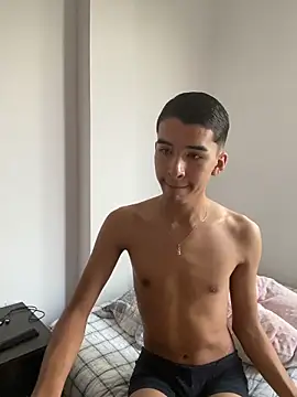 mathhy21 online show from March 26, 10:36 pm