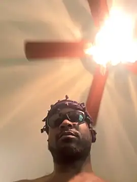 dahelp6769 online show from March 28, 4:40 pm