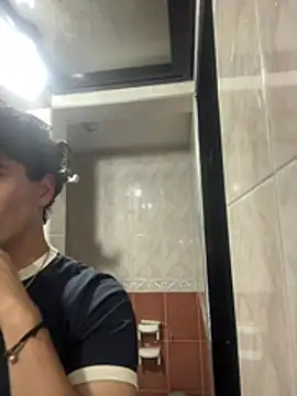 nico herrera   online show from July 28, 11:47 pm