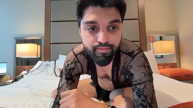 priyxh online show from June 11, 3:10 pm