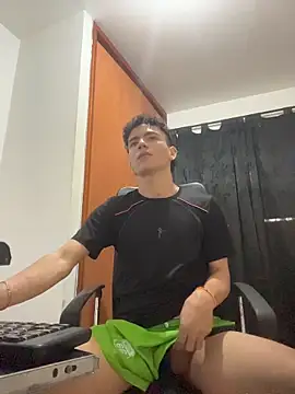 sebascuterouss online show from July 6, 1:08 pm
