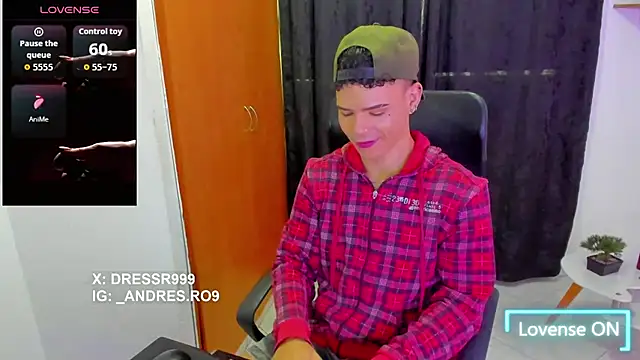 sebascuterouss online show from July 25, 12:02 pm