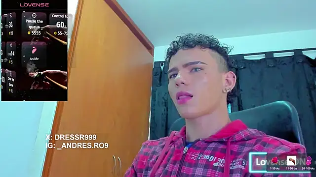 sebascuterouss online show from July 28, 3:21 pm