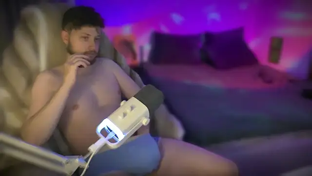 knight danny online show from April 9, 11:33 pm