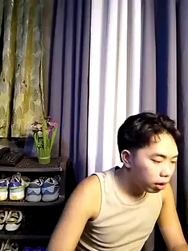 urNaugthy JndxzZ online show from April 21, 3:51 pm