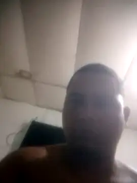 derekmateo online show from April 19, 1:32 pm