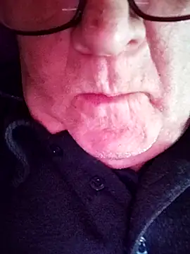 lickboy40 online show from May 11, 4:37 pm