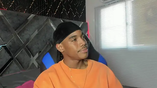 axel silva4 online show from May 28, 7:34 pm