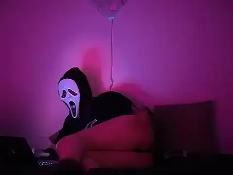 GhostfaceAlex online show from April 13, 9:15 pm