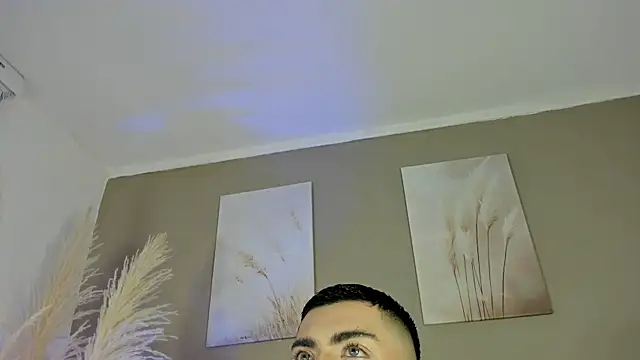 Alexander Diazz online show from June 2, 12:28 pm