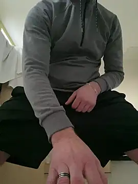 prof82baby online show from April 9, 11:44 pm