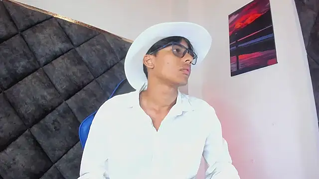 LiamKron online show from July 28, 11:17 am