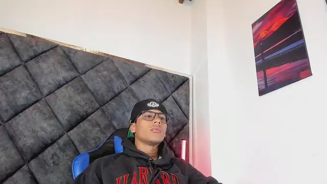 LiamKron online show from July 27, 11:17 am