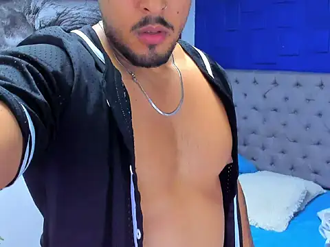 alangreek1 online show from June 3, 1:51 am