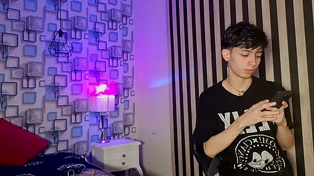 Twink Sebas7 online show from June 3, 12:07 pm