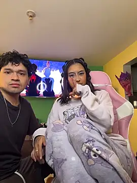 hotlatinocouple   online show from June 12, 11:02 pm
