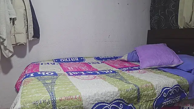 Alexander 2003Castro online show from April 11, 5:03 am