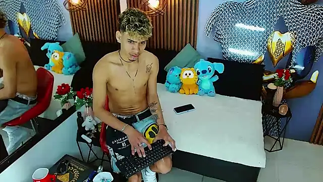 Skinny cute Alyer online show from July 25, 2:41 am